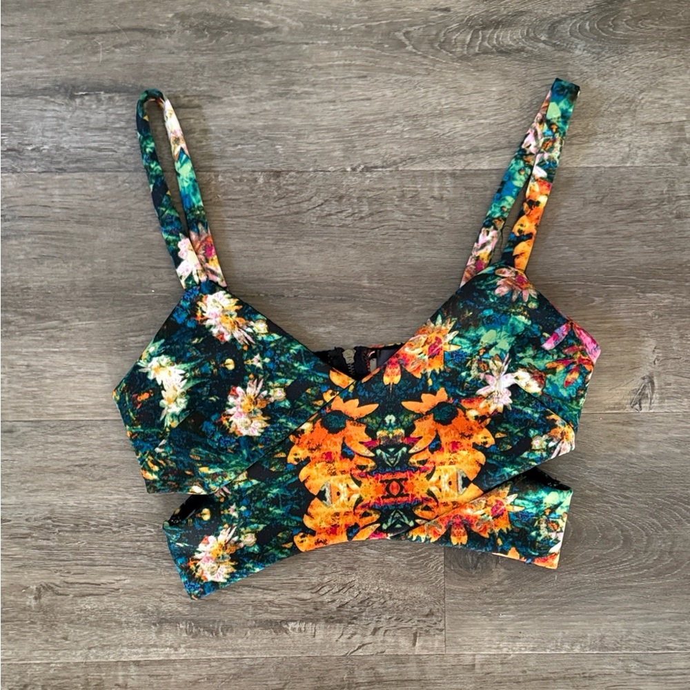 ASTR Floral Crop Top